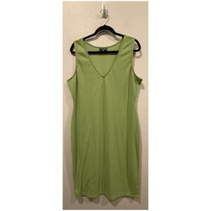 MODCLOTH Green V Neck Sleeveless Ribbed Tank Midi Dress